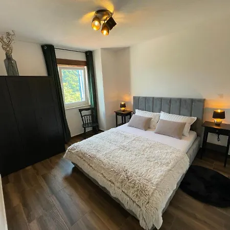 Casa Sotto La Grotta *
