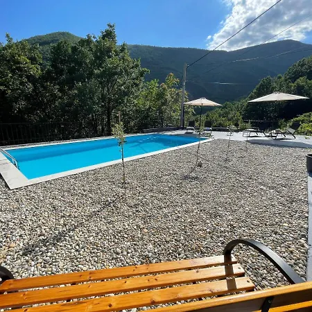 Casa Sotto La Grotta