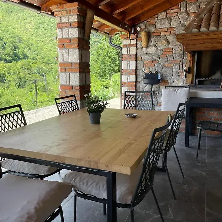 Casa Sotto La Grotta *